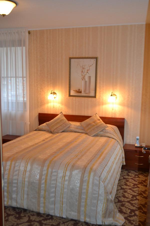 Gilija Hotel Šilutė Екстериор снимка
