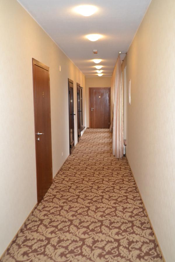 Gilija Hotel Šilutė Екстериор снимка