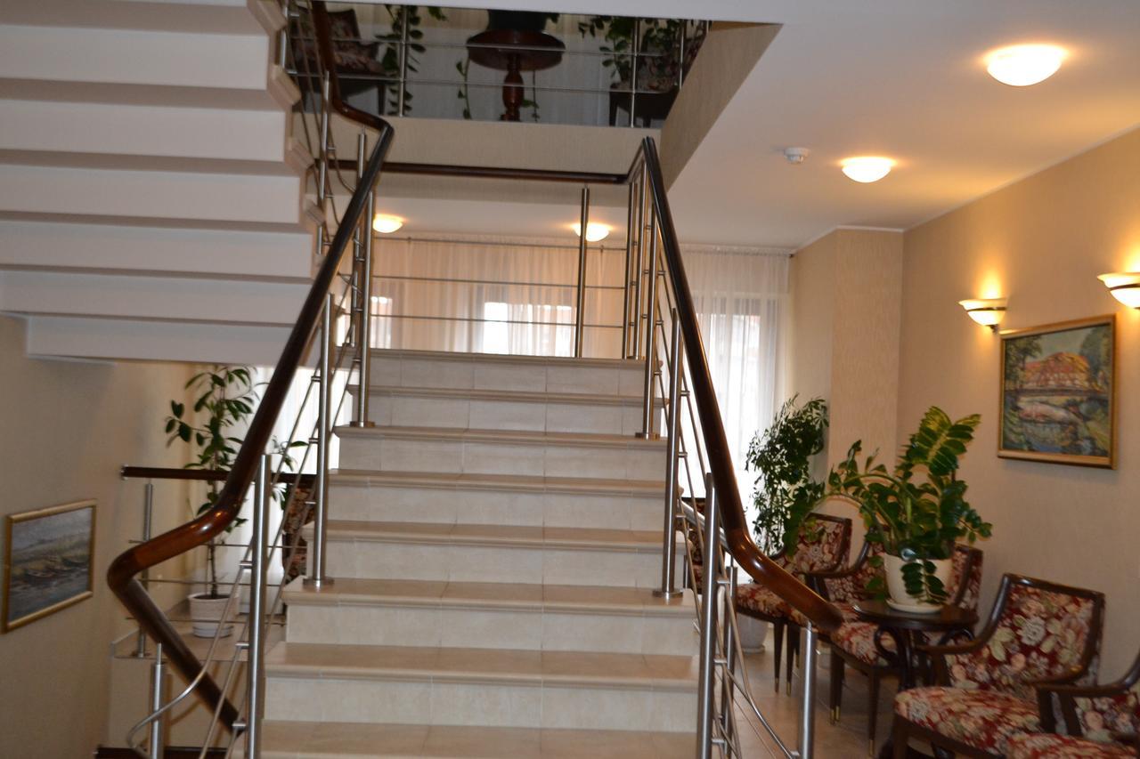 Gilija Hotel Šilutė Екстериор снимка