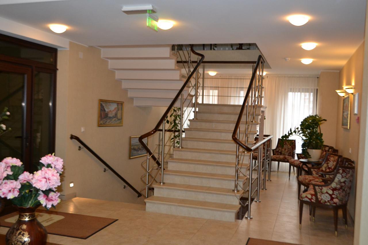 Gilija Hotel Šilutė Екстериор снимка